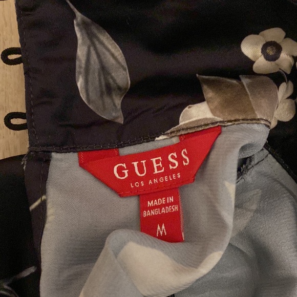 Guess blouse - Picture 2 of 4